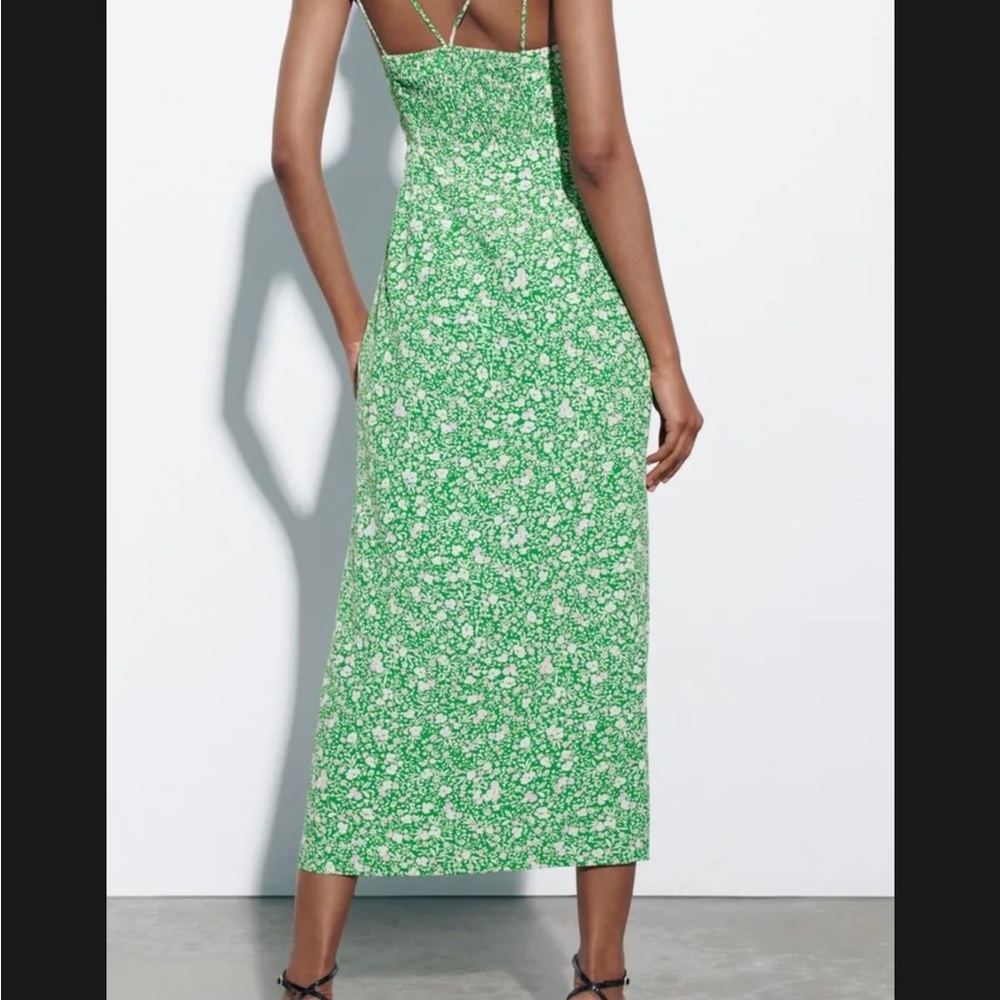 Zara dress - Picture 3 of 3